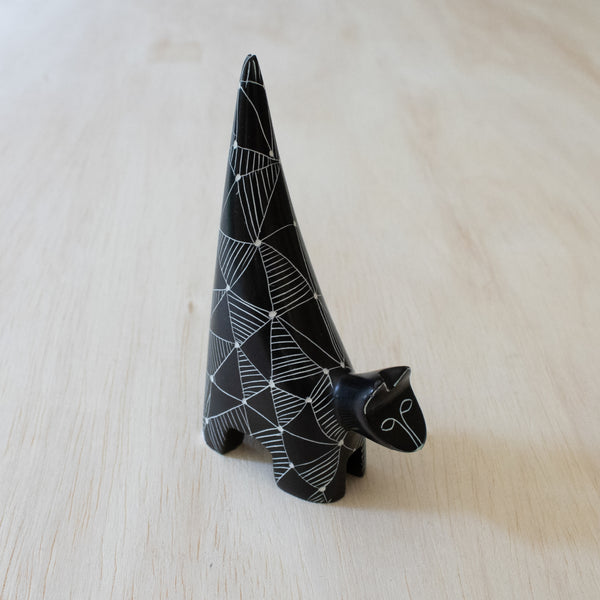 Akija™ Etched Black Ring Holder Cat